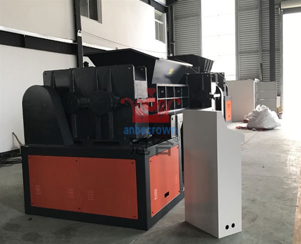 塑料撕碎機生產中的安全防護出了問題怎么辦？